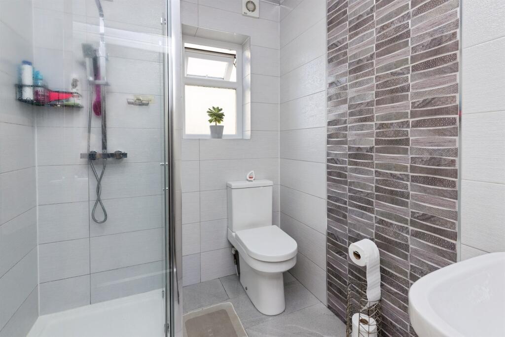 Additional image 16 of Sixth Avenue, Bradford