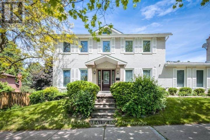 25 TUMBLEWEED ROAD|Toronto (Don Valley Village), Ontario M2J2N2