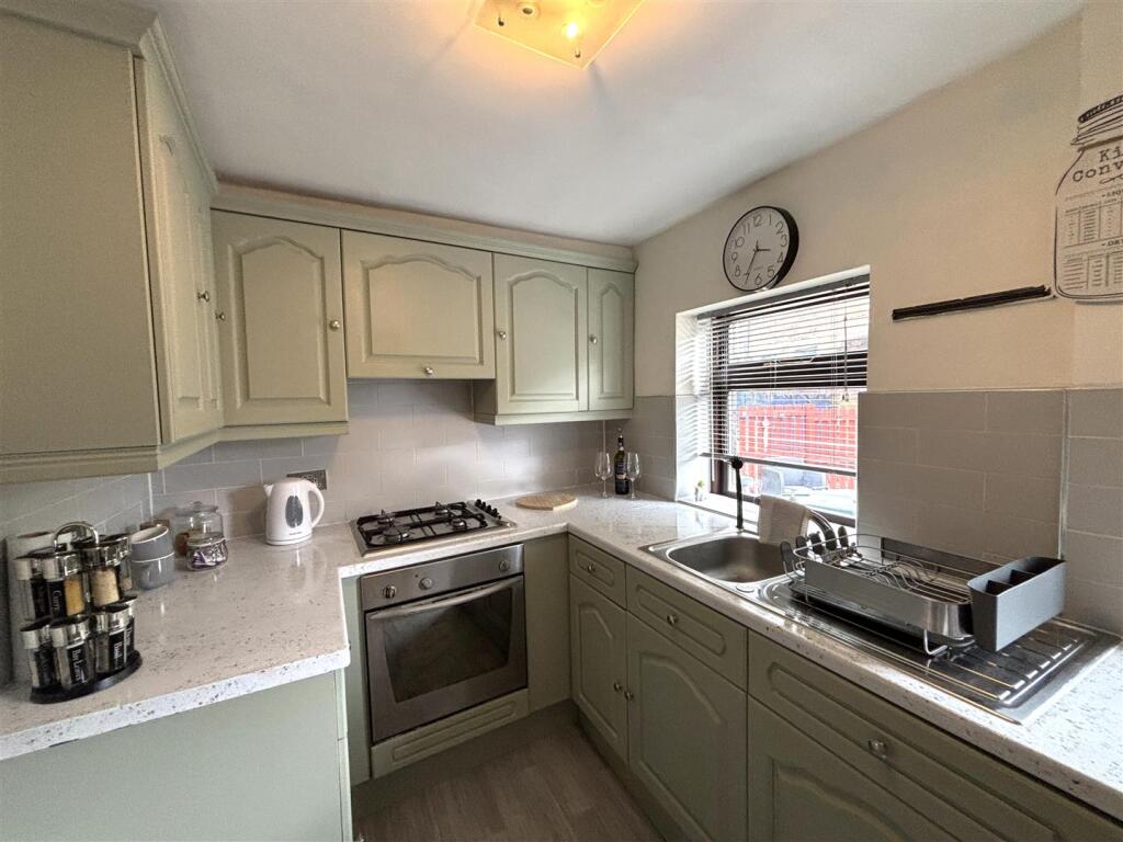 Additional image 3 of Green End, Clayton, Bradford BD14