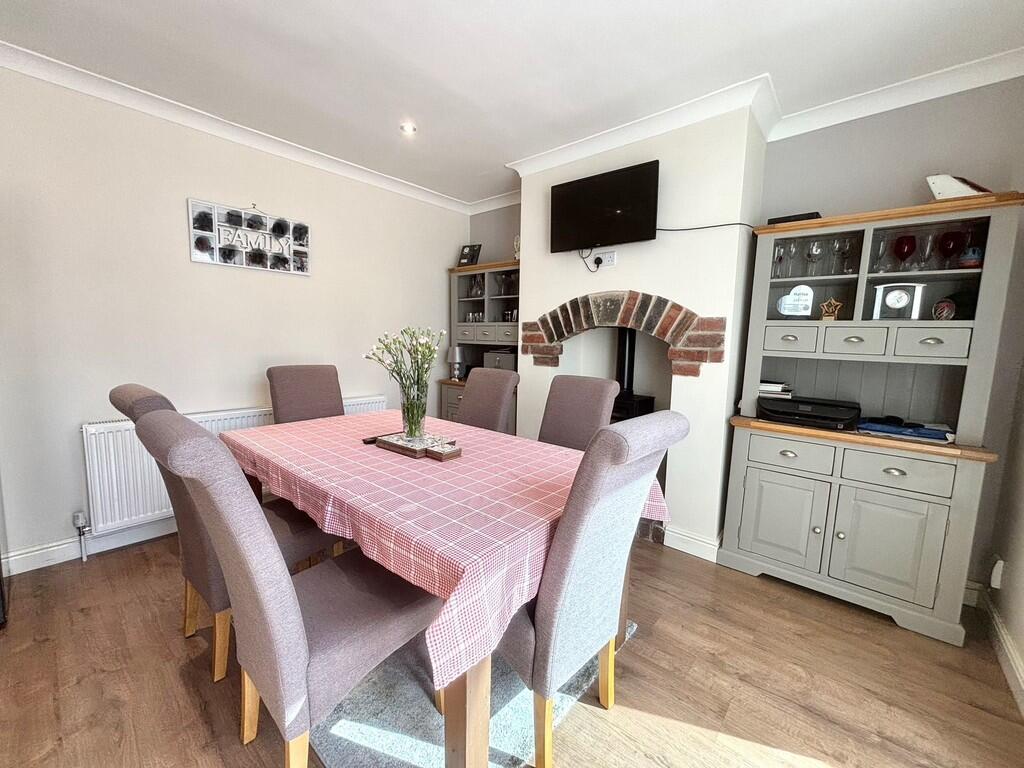 Additional image 7 of Fieldway, Clayton, Bradford
