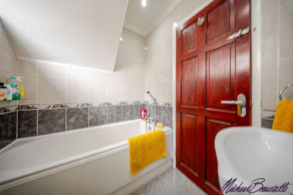 Additional image 13 of Moor Close Road, Bradford, Queensbury, BD13 2EA