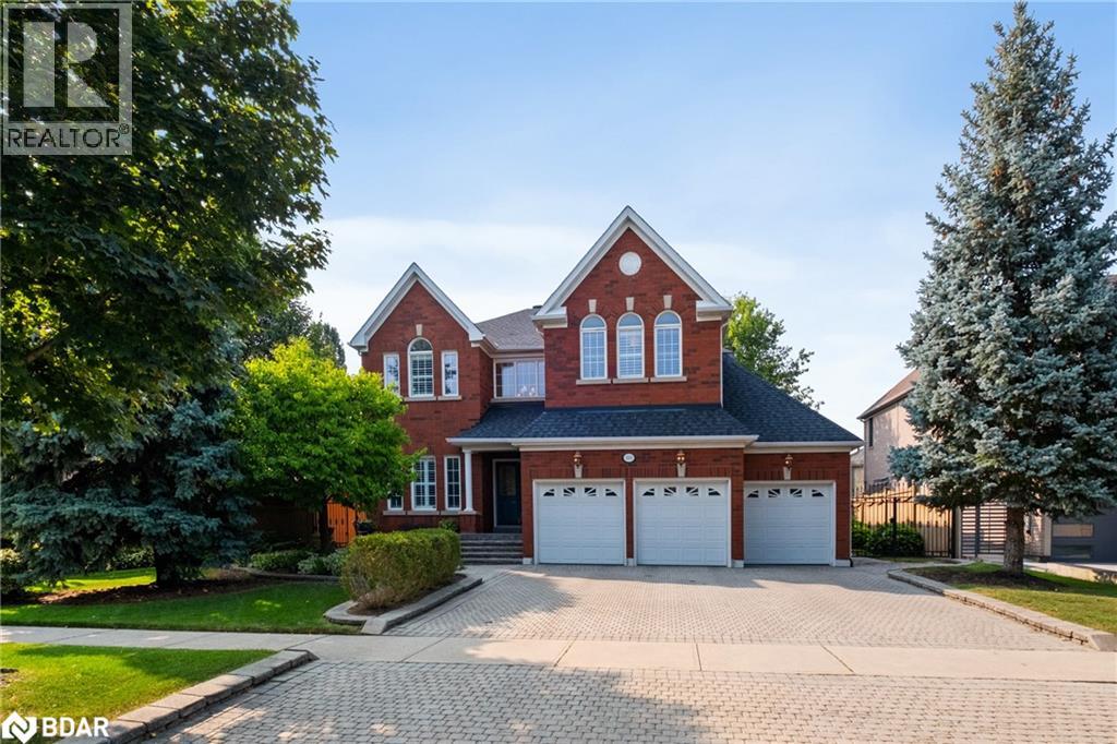 2153 MANOR HILL Drive|Mississauga, Ontario L5M5H9