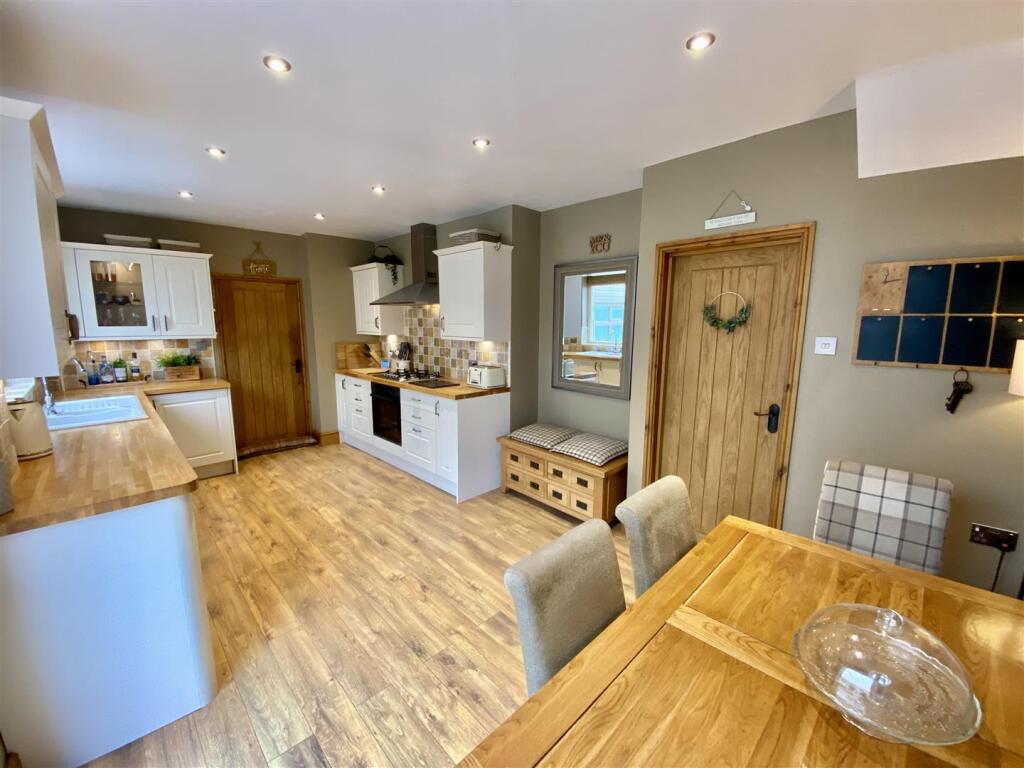 Additional image 8 of Moor Lane, Gomersal