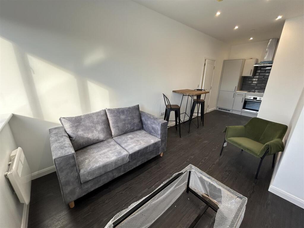 Additional image 2 of Spectrum House, East Parade, Bradford