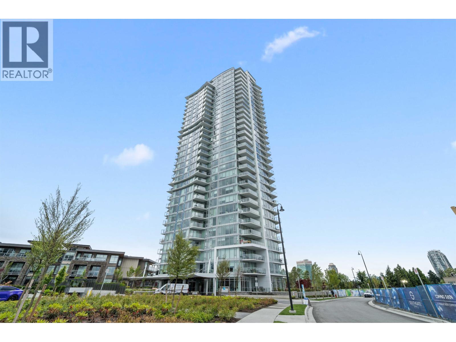 1601 7683 PARK CRESCENT|Burnaby, British Columbia V3N0J4