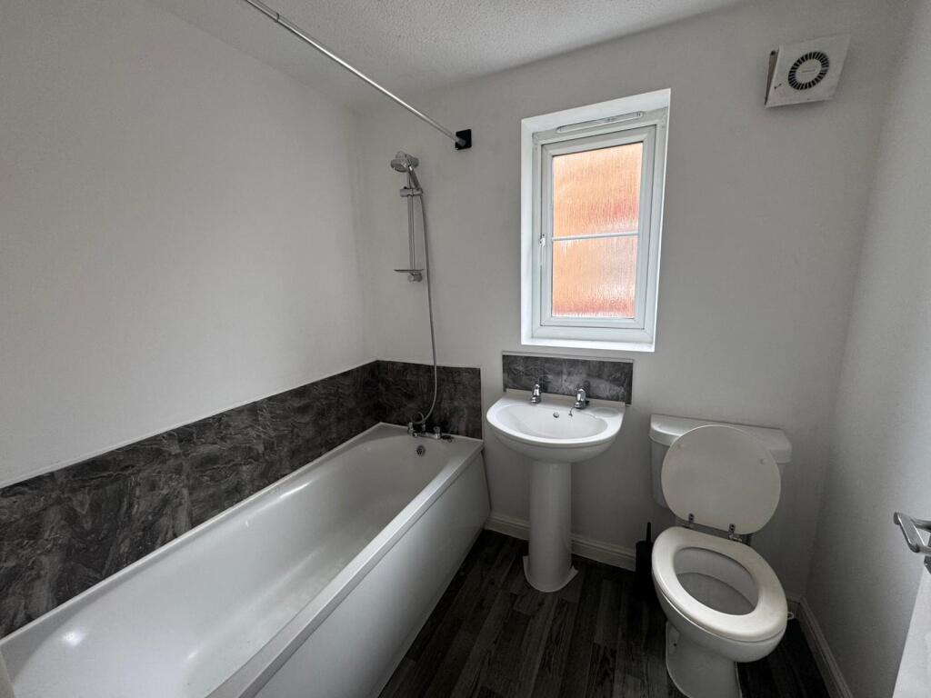 Additional image 5 of Thornroyd Drive, BRADFORD