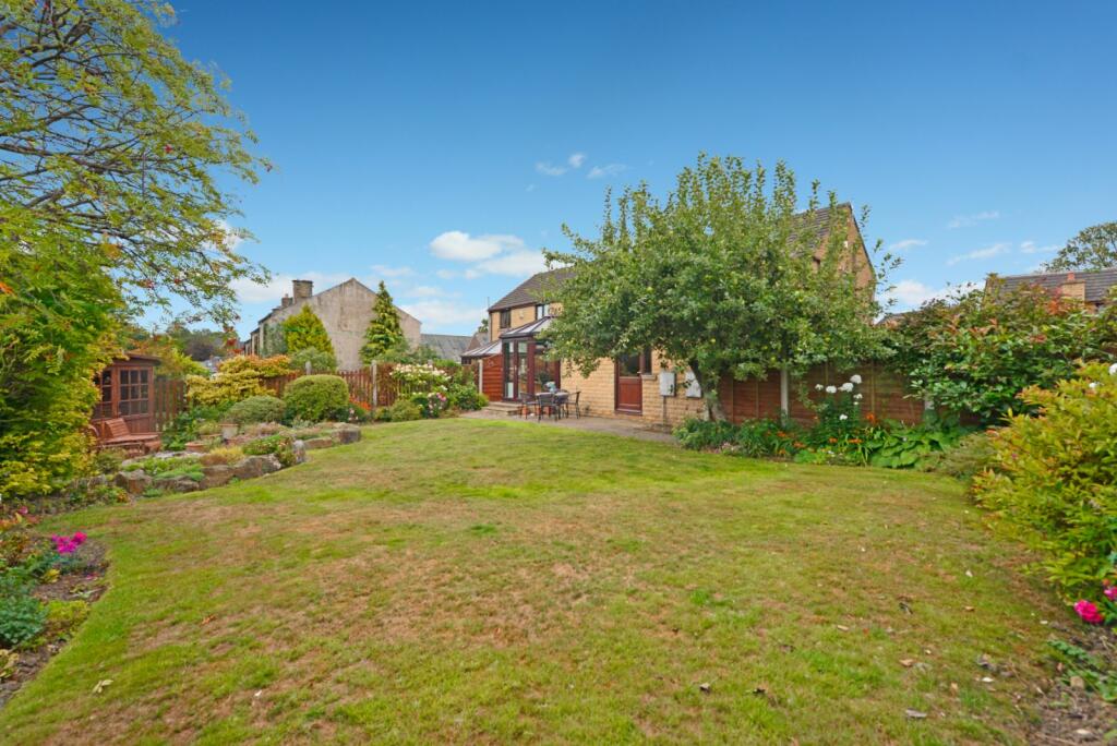 Additional image 32 of St. Lukes Close, Cleckheaton, West Yorkshire, BD19