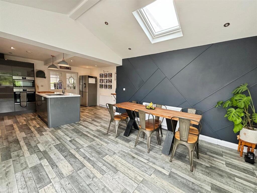 Additional image 4 of High Fernley Court, Wyke, Bradford, BD12 8AN