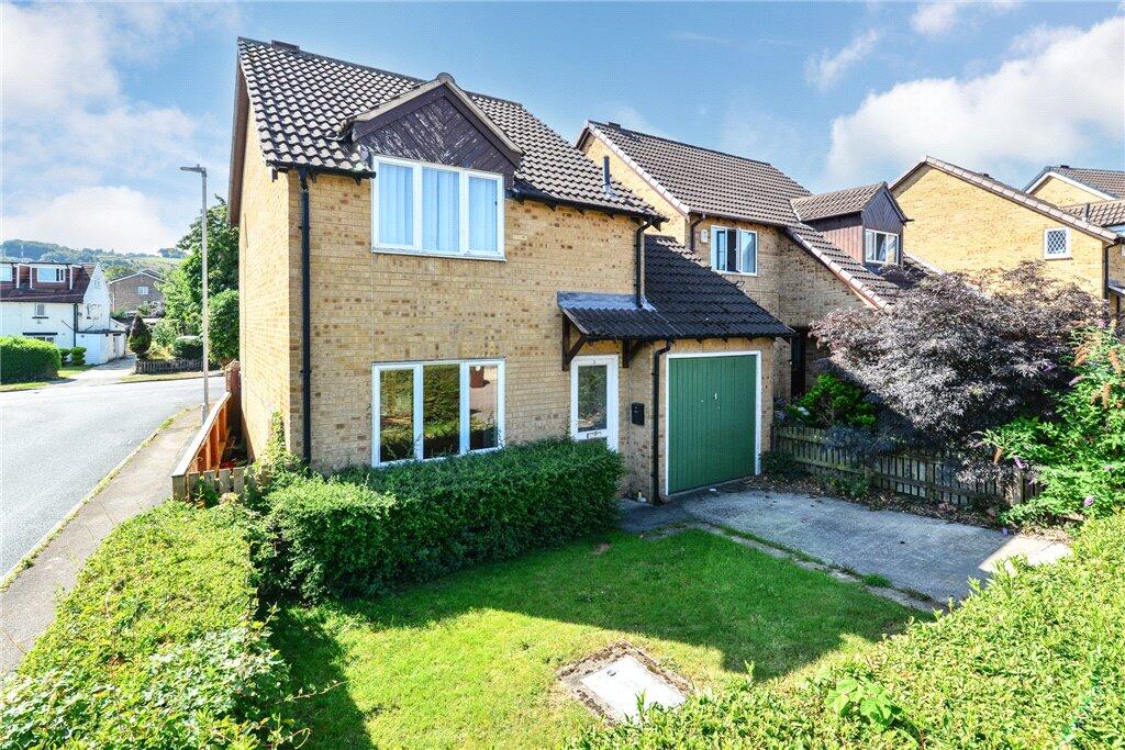 Property image for Carnoustie Grove, Cottingley, Bingley, West Yorkshire, BD16