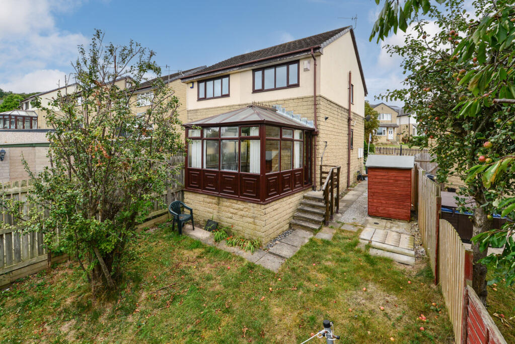 Additional image 4 of The Oval, Gilstead, Bingley, West Yorkshire, BD16