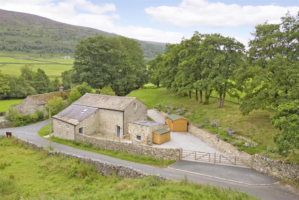 Property image for Cracked Castle Barn, Skyreholme