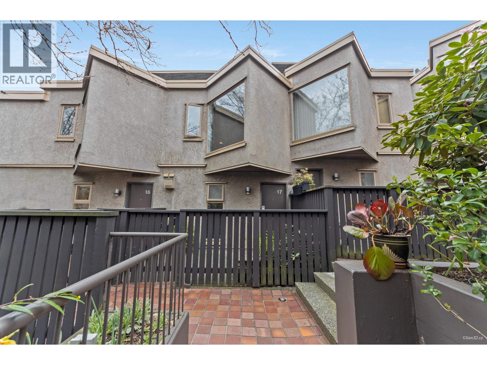 Property image for 17 870 W 7TH AVENUE|Vancouver, British Columbia V5Z4C1