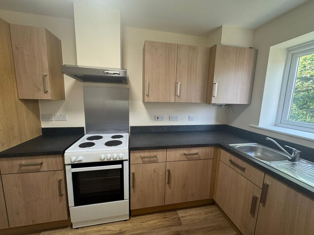 Additional image 5 of Park View Court, CLECKHEATON