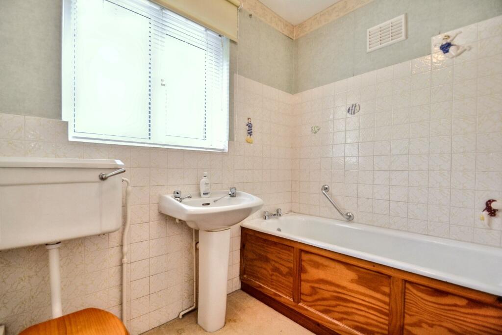 Additional image 16 of Broadstone