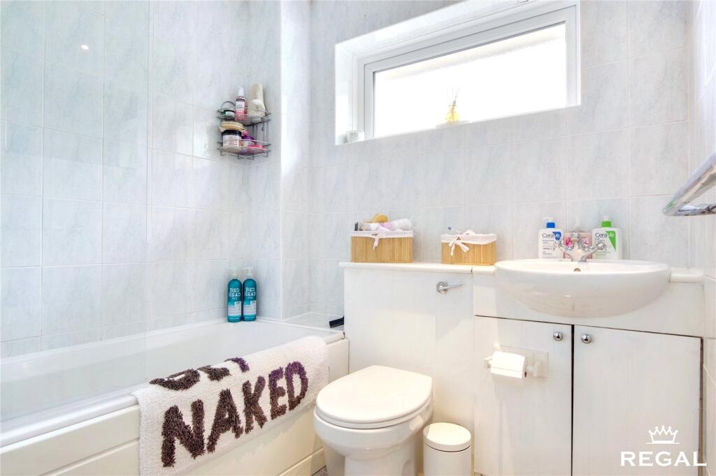 Additional image 17 of Sandyhurst Close, Poole, BH17