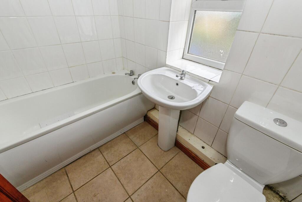 Additional image 12 of Windmill Lane, Bradford, BD6