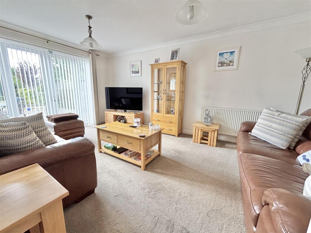 Additional image 3 of Beacon Park Road, Upton, Poole