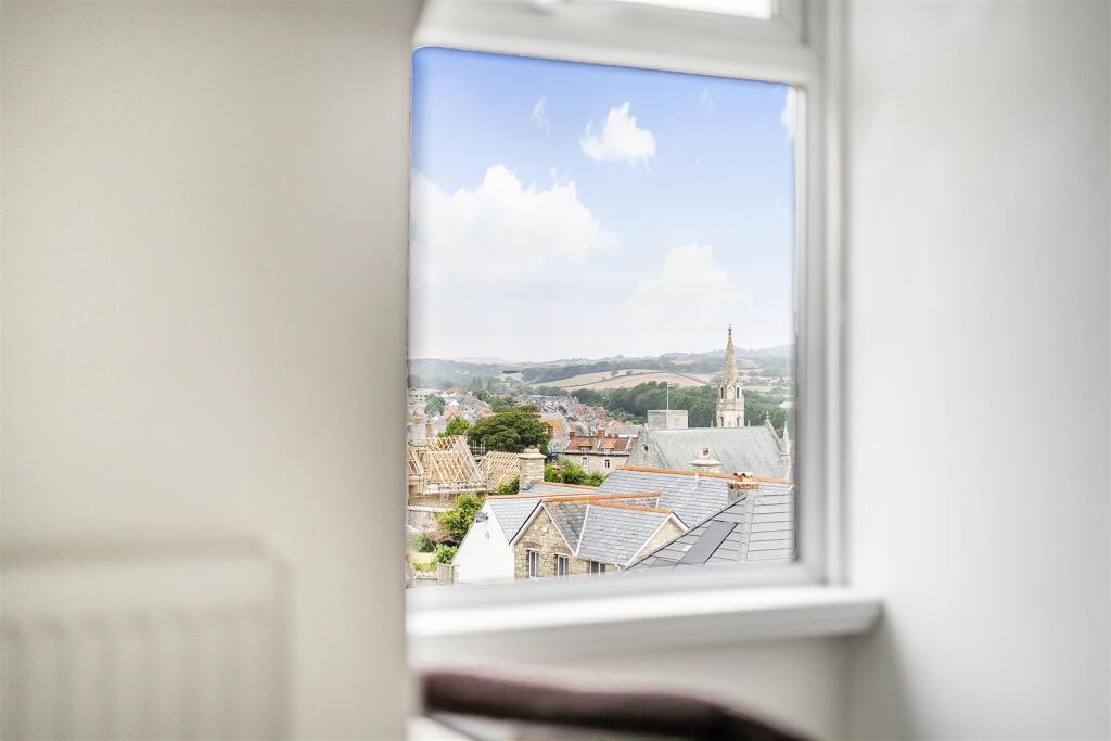 Additional image 18 of Flat 2, 2 Cluny Crescent, Swanage