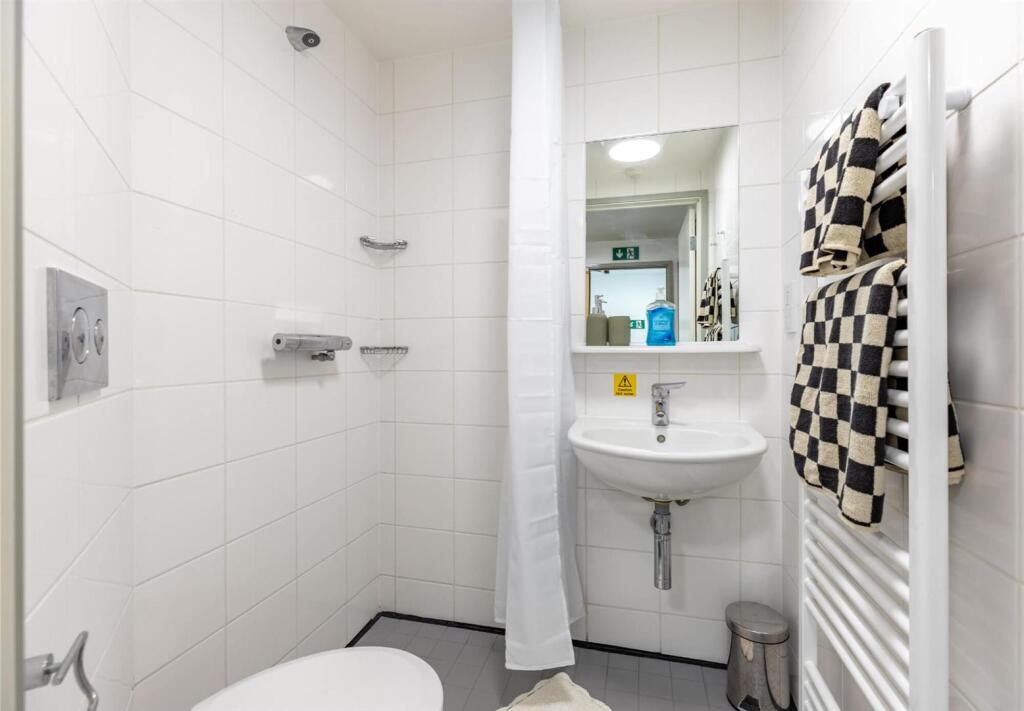 Additional image 8 of Bradford |student | September | BD7