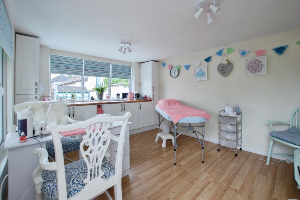 Additional image 10 of Heather Road, Bournemouth, BH10