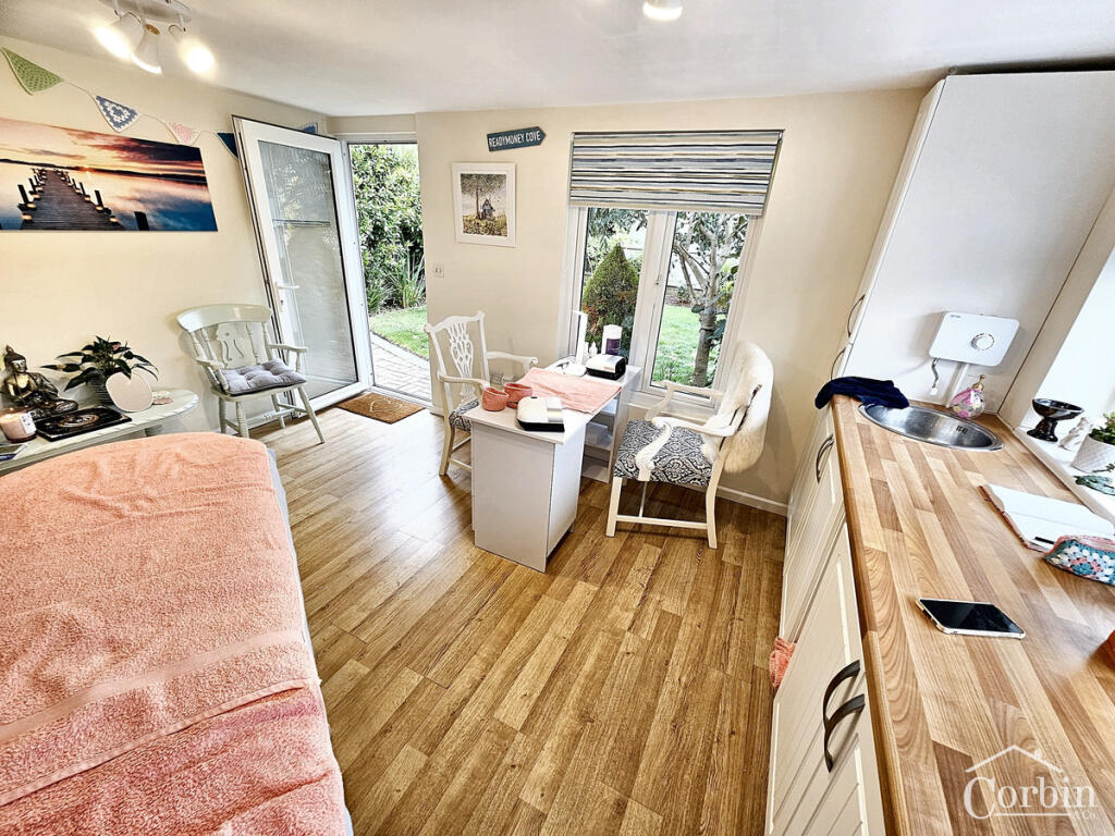 Additional image 18 of Heather Road, Bournemouth, BH10 5