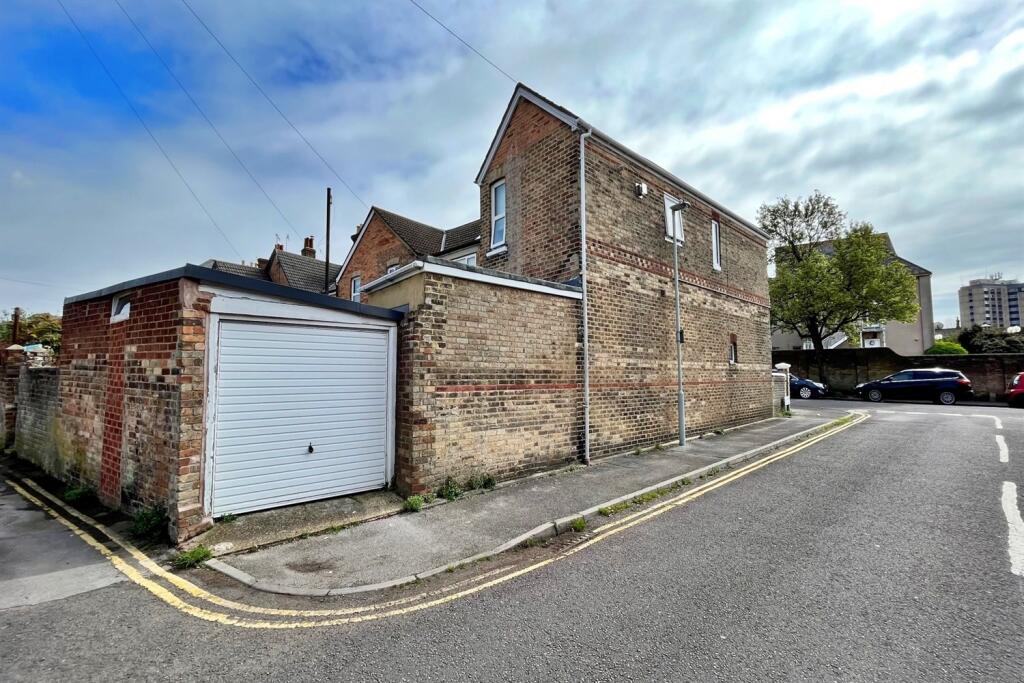 Additional image 9 of Heckford Park