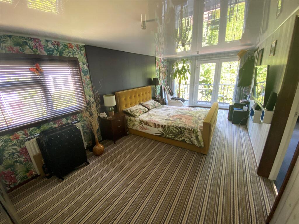 Additional image 9 of Selwood Park, Weymans Avenue, Kinson, Bournemouth, Dorset, BH10