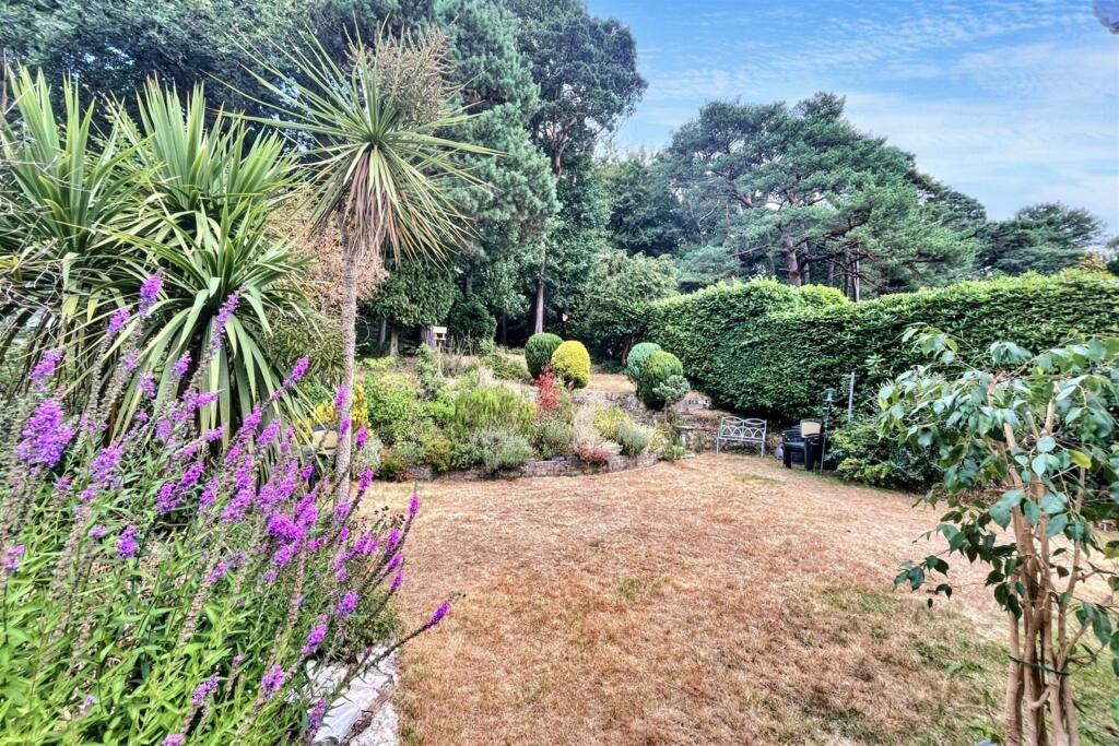 Additional image 19 of Broadstone