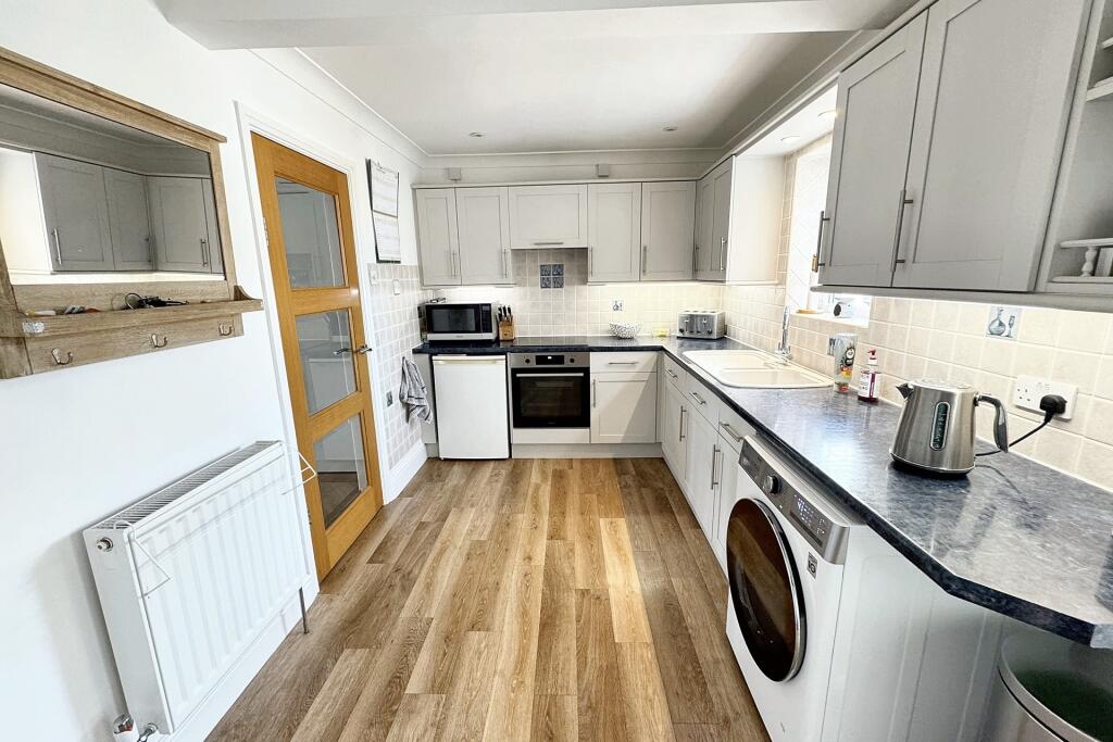 Additional image 5 of Bearwood