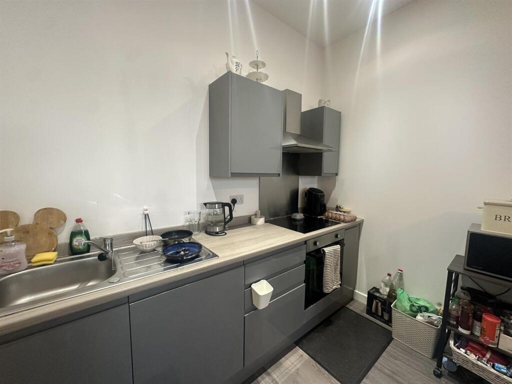 Additional image 7 of Card House, Bingley Road, Bradford