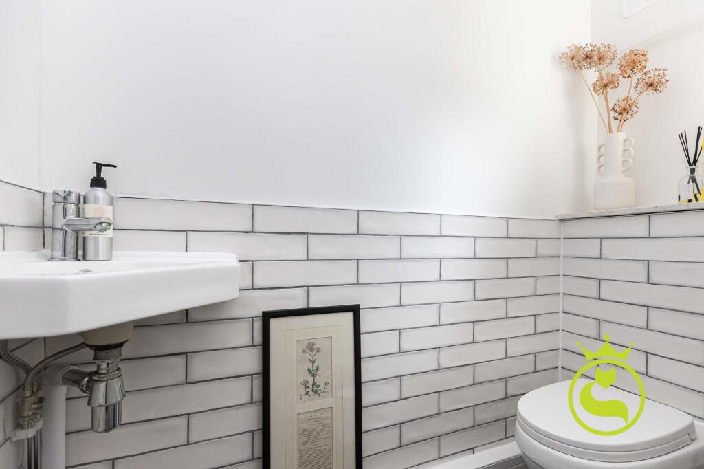 Additional image 12 of Wedgwood Drive, Poole, BH14