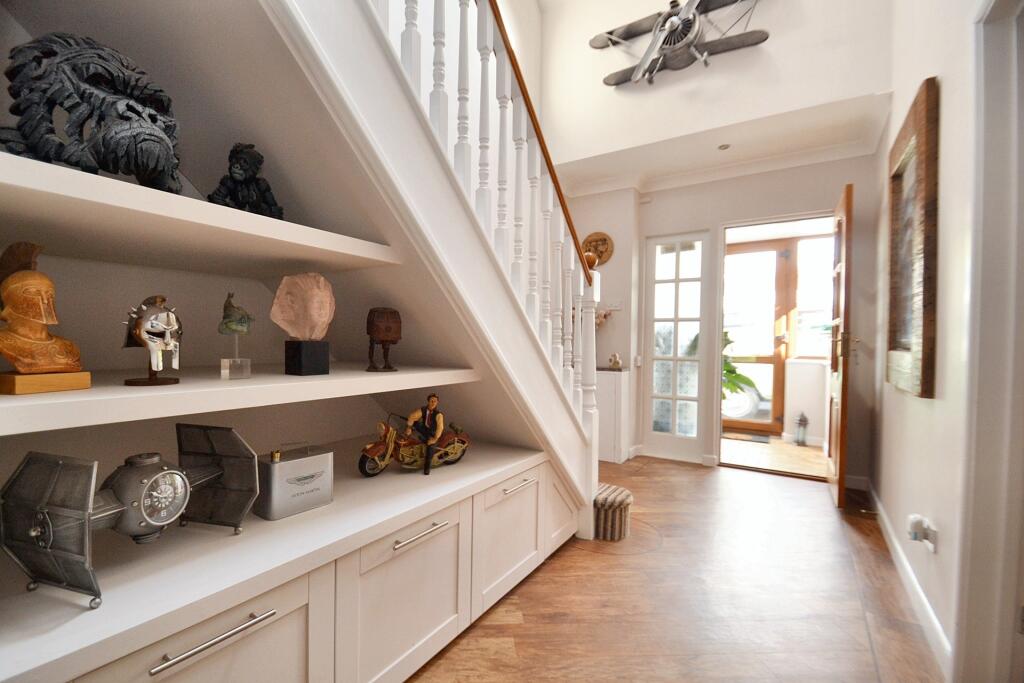 Additional image 25 of Broadstone