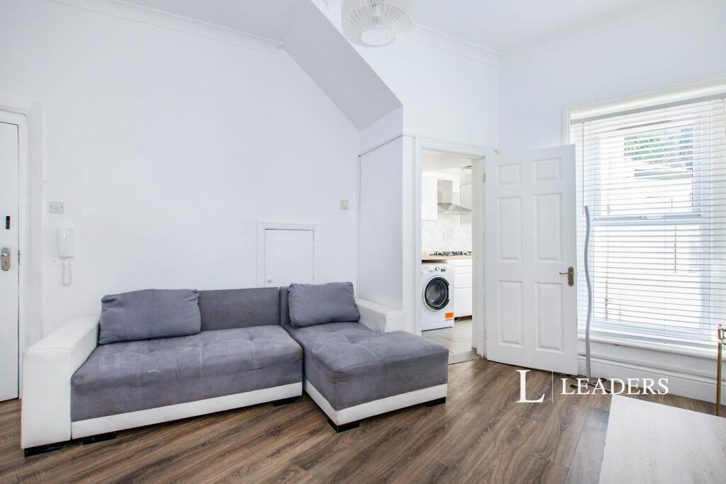 Additional image 3 of Tregonwell Road, Bournemouth