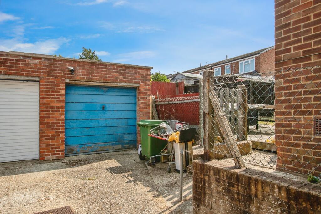 Additional image 17 of Fitzworth Avenue, Poole, Dorset, BH16