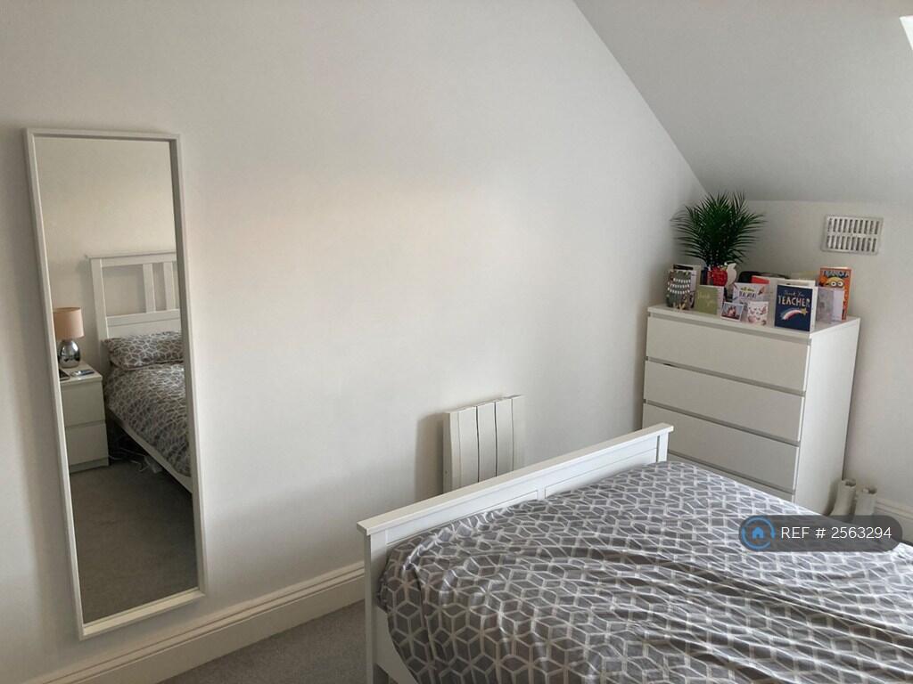 Additional image 3 of Bournemouth Road, Poole, BH14