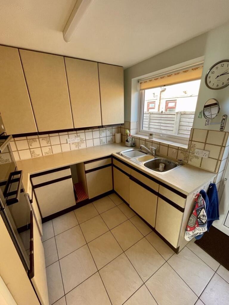 Additional image 11 of Three Bedroom Property - £1450.00 pcm