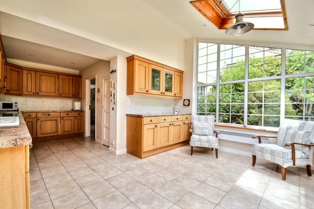 Additional image 5 of Broadstone