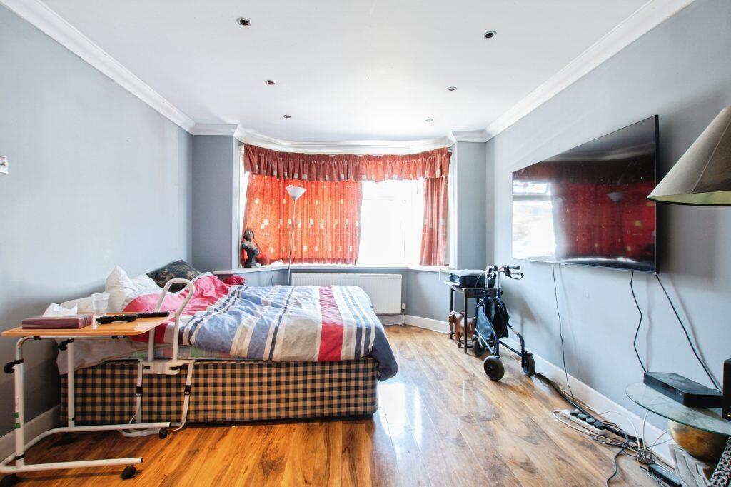 Additional image 10 of Hendford Road, Bournemouth, BH10 5AU