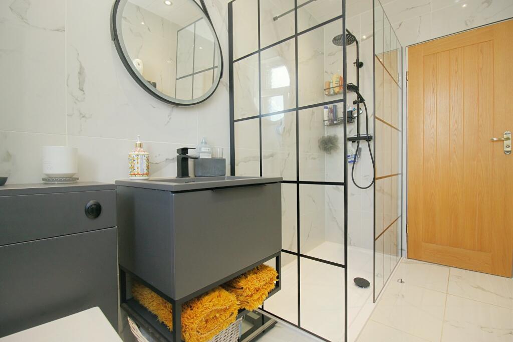 Additional image 17 of Lindley Drive, Bradford, BD7