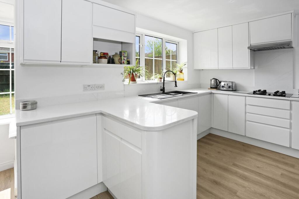 Additional image 23 of Waytown Close, Poole, BH17