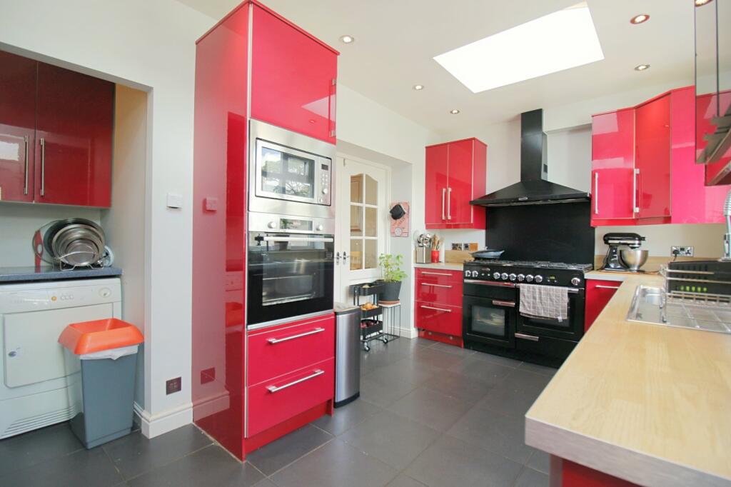 Additional image 3 of Lindley Drive, Bradford, BD7