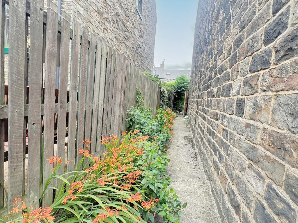 Additional image 23 of Beechwood Grove, Wibsey, Bradford, BD6