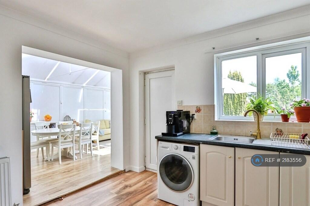 Additional image 8 of Rossmore Road, Poole, BH12