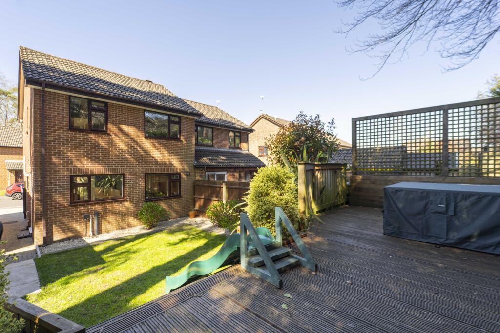 Additional image 16 of Ref: RE - Wentworth Drive, Broadstone, BH18 8EG