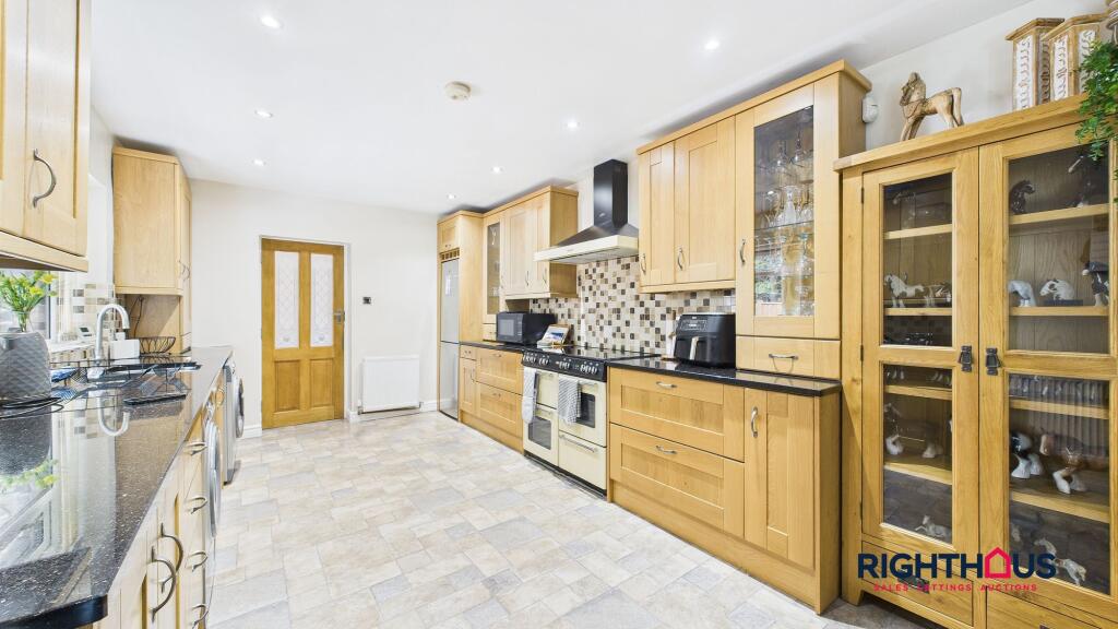 Additional image 10 of Oakdale Avenue, Bradford, BD6