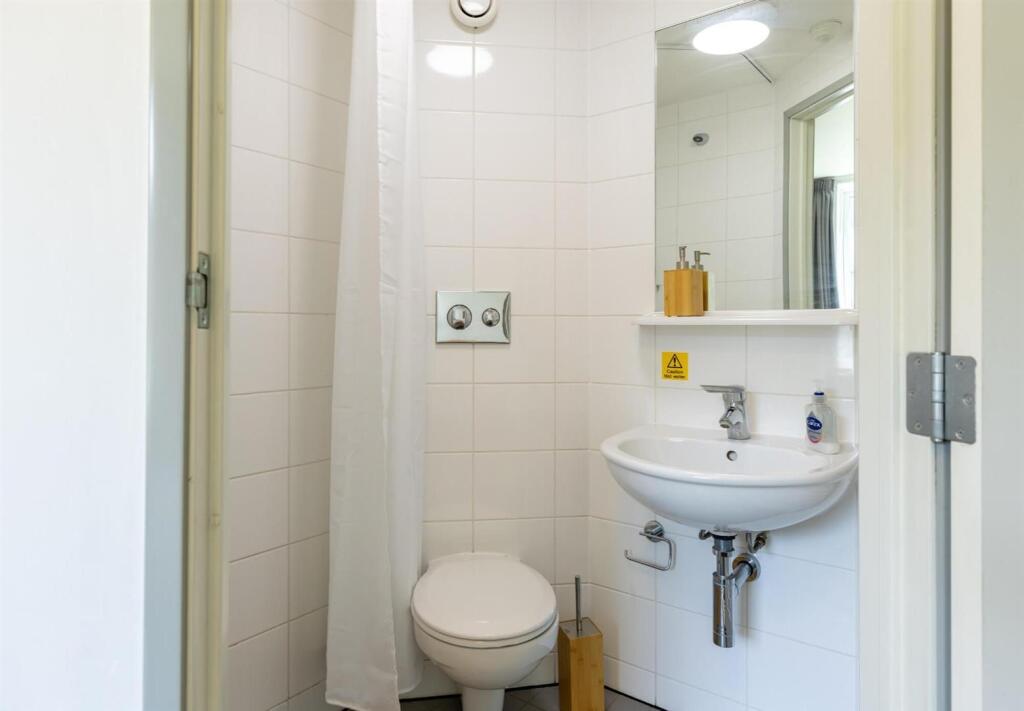 Additional image 33 of Bradford |student | September | BD7