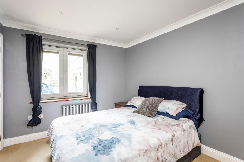 Additional image 9 of Flat 11, Branksome Gate, 52 Western Road, Westbourne - BH13 6EX