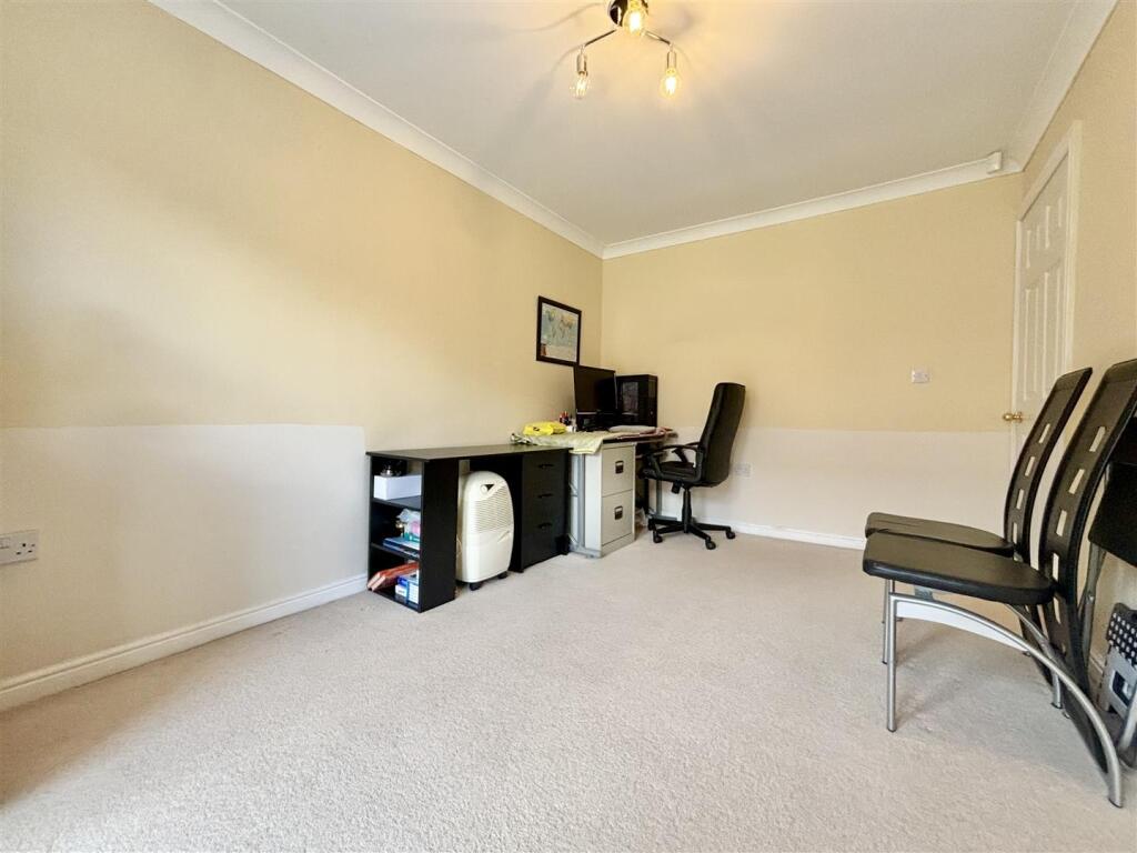 Additional image 9 of Siskin Drive, Westwood Park, Bradford