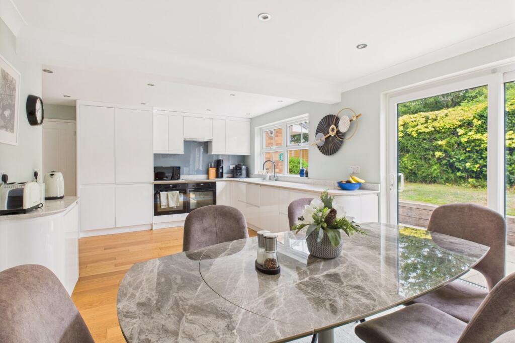 Additional image 27 of Twin Oaks Close, Broadstone, Dorset, BH18