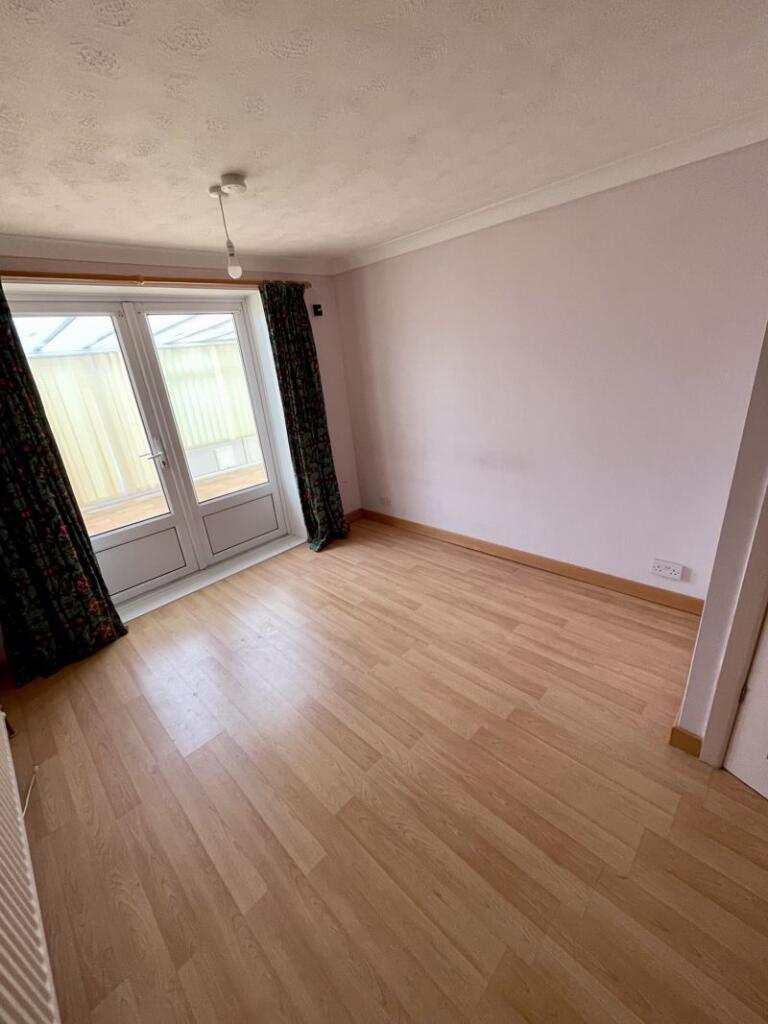 Additional image 4 of Three Bedroom Property - £1450.00 pcm